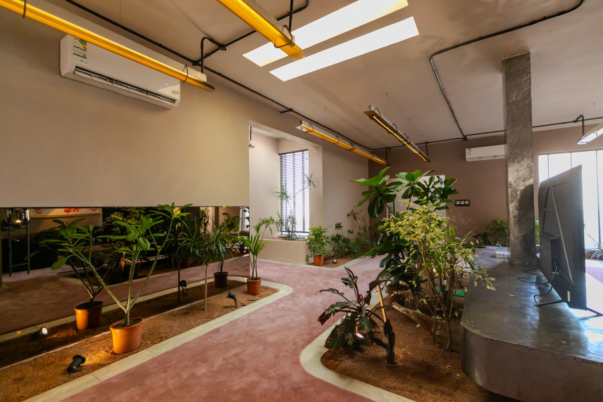 R4 جوهرة معمارية عمرها 50 عامًا (دخول ذاتي) - - Image 2