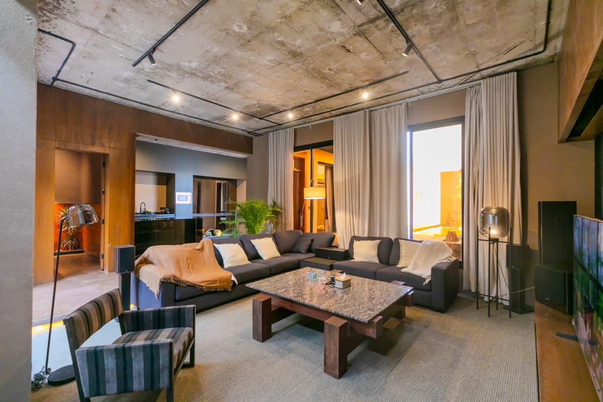 Executive Minimalist Retreat(Self-Entry)- A2